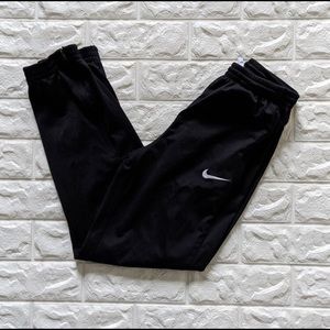 nike joggers sweatpants